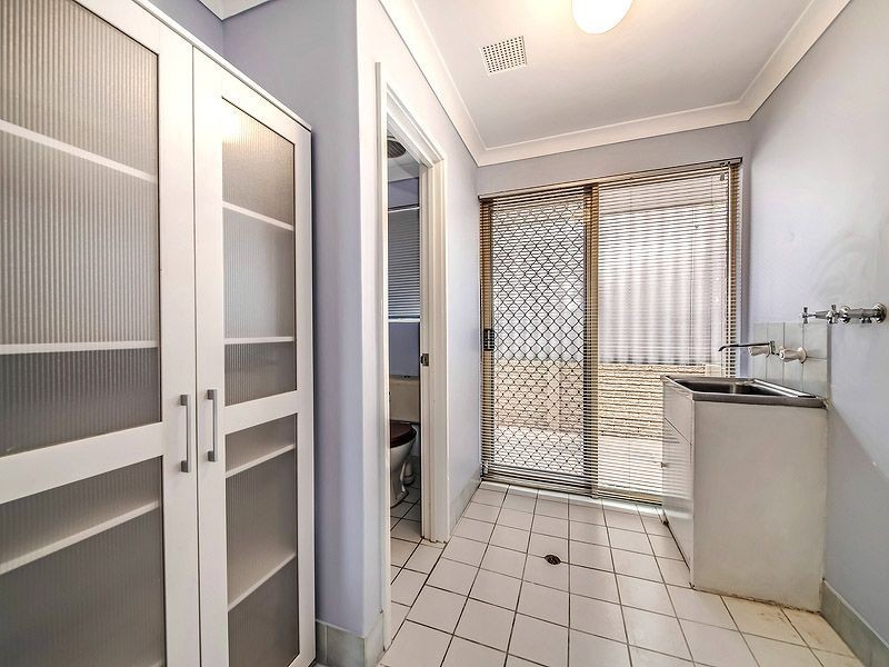 8 Rhine Crescent, Beechboro WA 6063