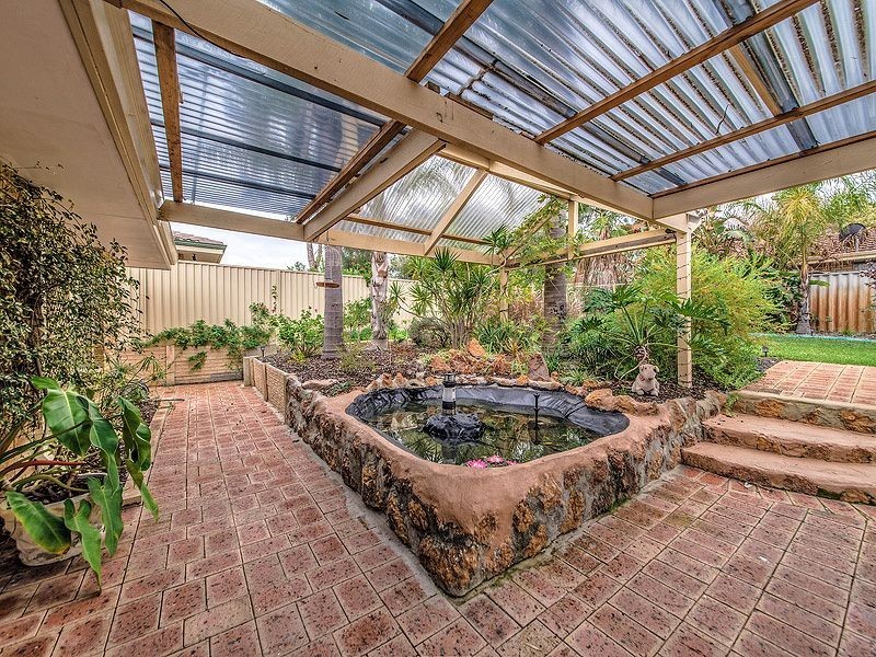 8 Rhine Crescent, Beechboro WA 6063