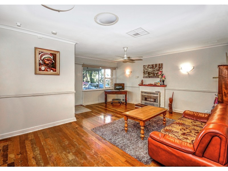 96 Culloton Crescent, Balga WA 6061