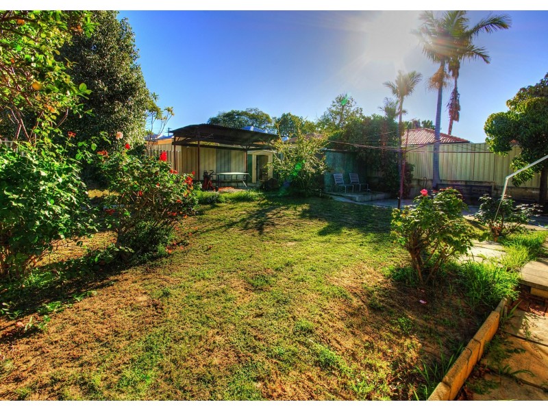 96 Culloton Crescent, Balga WA 6061