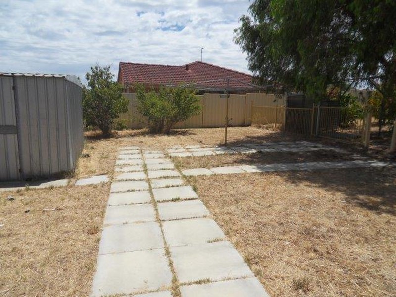 2 Snowdrop Retreat, Mirrabooka WA 6061