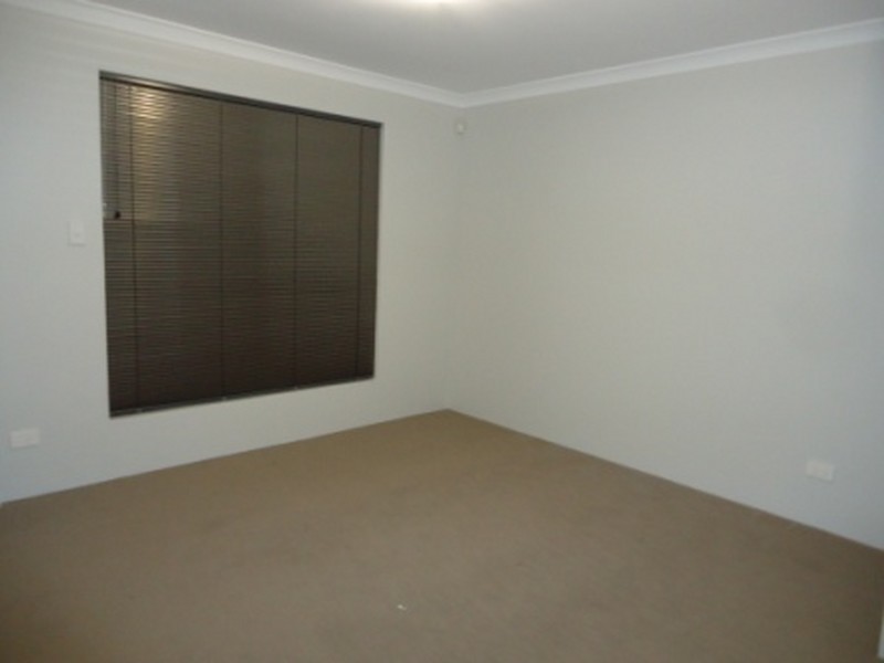 4A Gibb Crescent, Westminster WA 6061