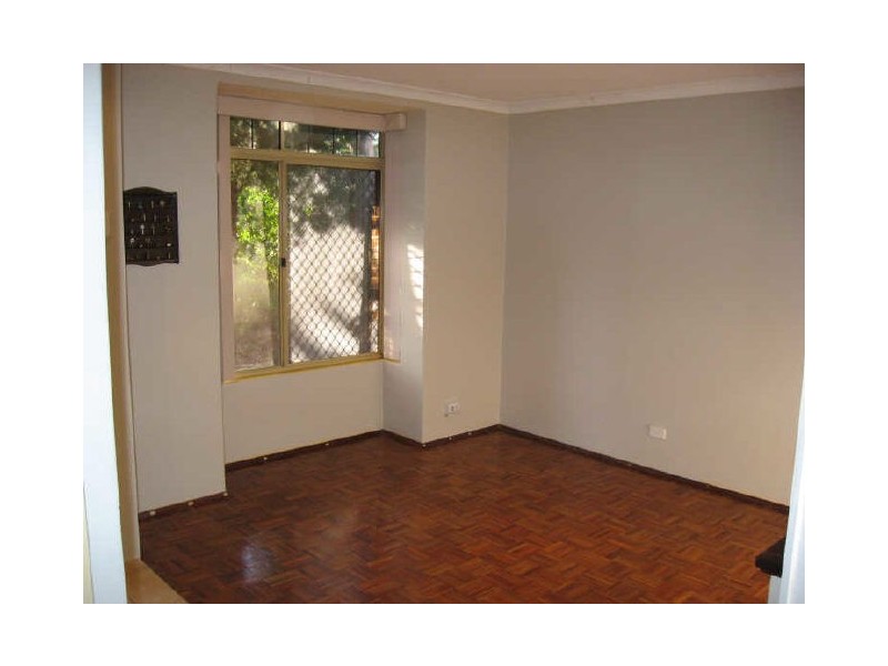 18 Yeates Lane, Stratton WA 6056