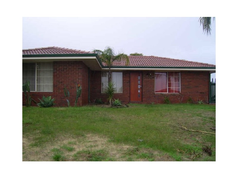 18 Fragrant Gardens, Mirrabooka WA 6061