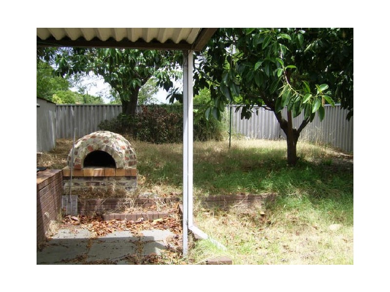 6 Medhurst Crescent, Nollamara WA 6061