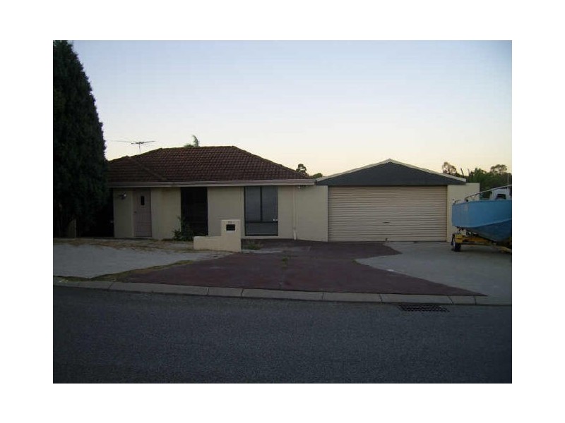 21 Avila Way, Alexander Heights WA 6064