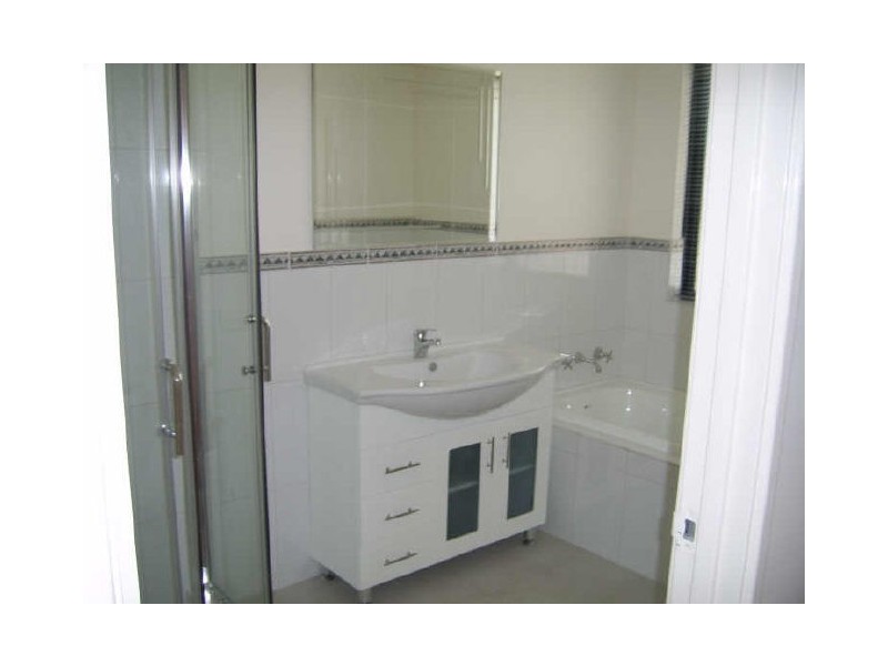 b/14 Newbury Street, Balga WA 6061