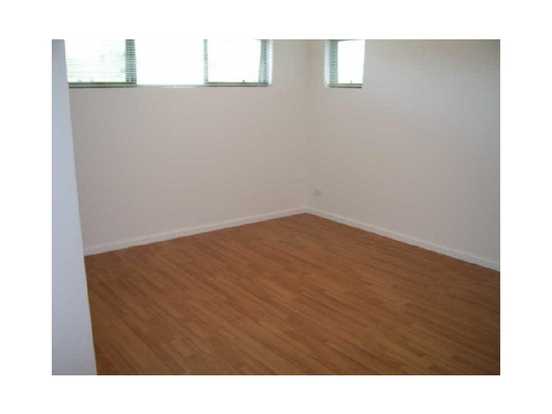 b/14 Newbury Street, Balga WA 6061