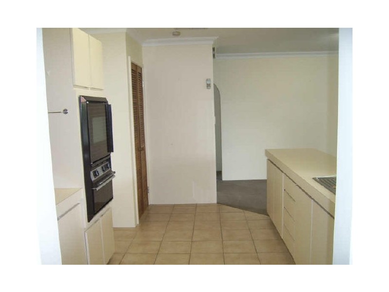 B/8 Tamarisk Way, Dianella WA 6059