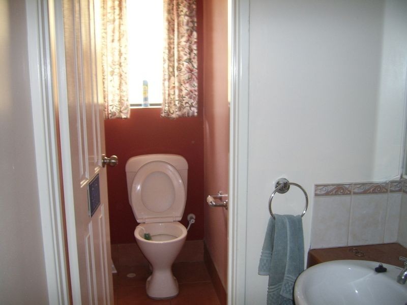 16 Raeburn Crescent, Landsdale WA 6065