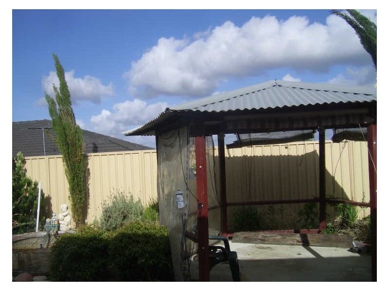 16 Raeburn Crescent, Landsdale WA 6065