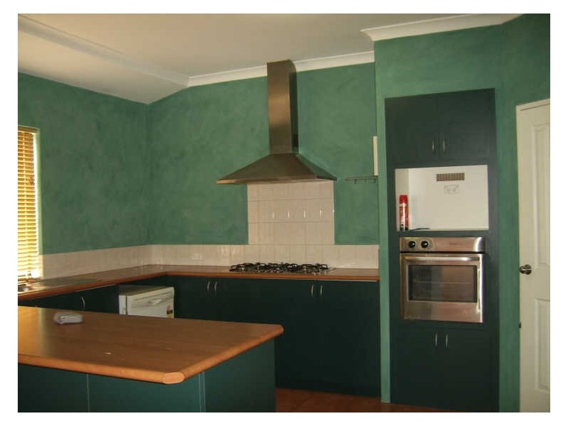 16 Raeburn Crescent, Landsdale WA 6065