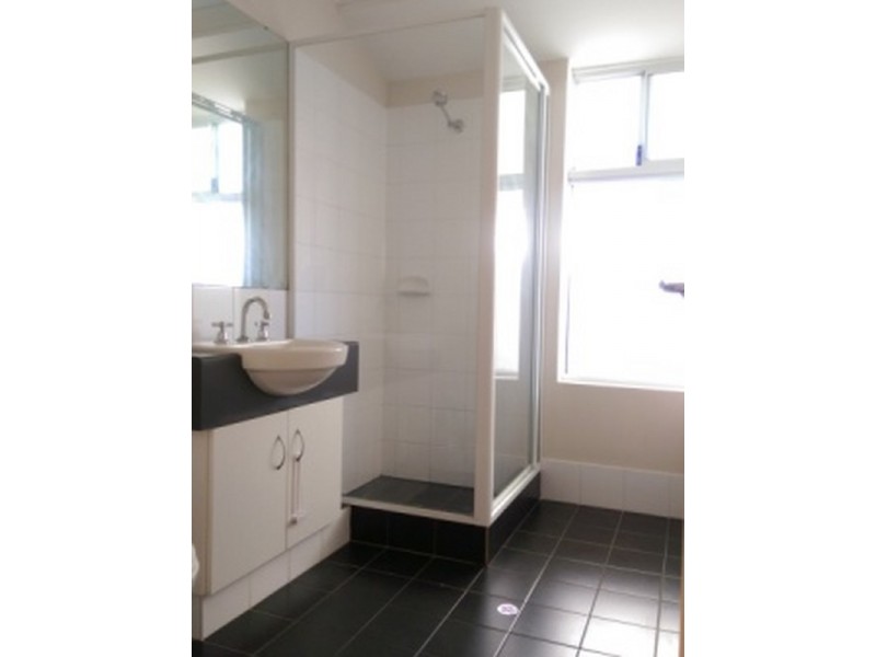 8A Loughton Way, Balga WA 6061