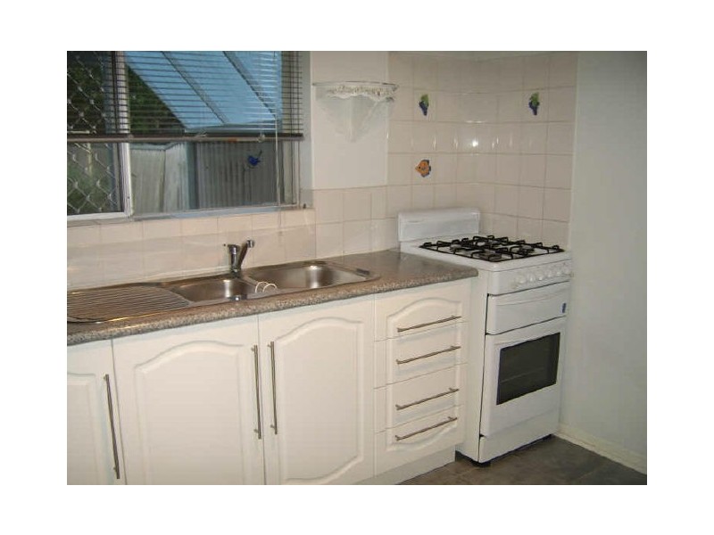 E/18 Wardlow Way, Balga WA 6061