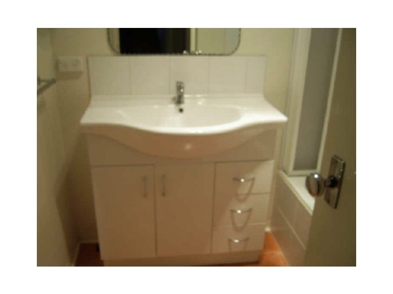 E/18 Wardlow Way, Balga WA 6061