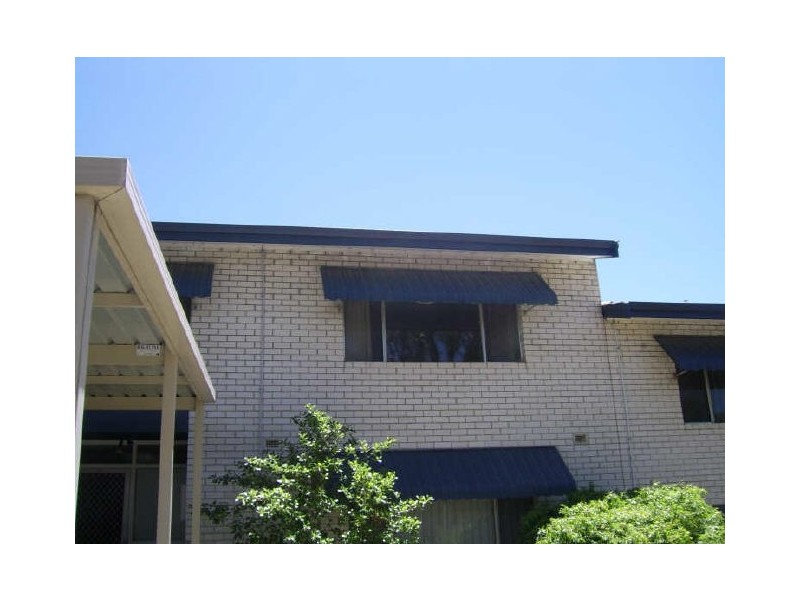 E/18 Wardlow Way, Balga WA 6061