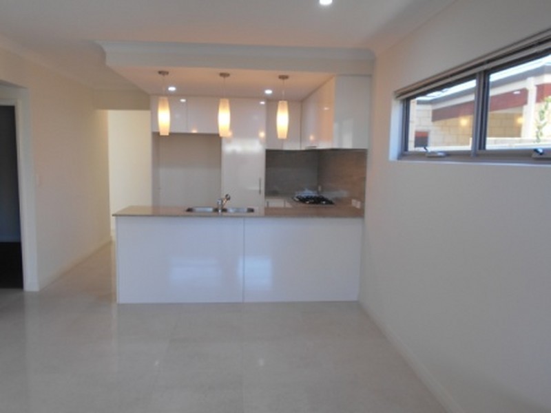 30 Coolham Way, Balga WA 6061