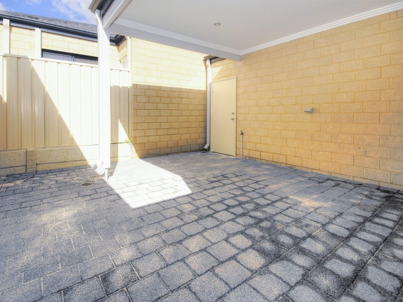 25A Selhurst Way, Balga WA 6061