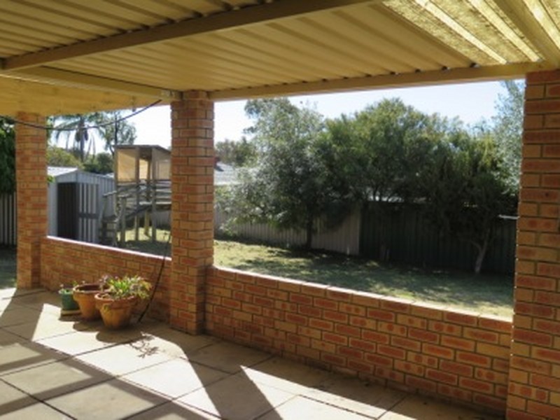8 Magna Cove, Mirrabooka WA 6061