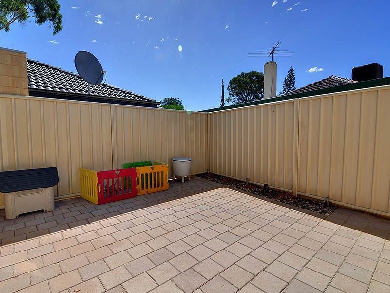 B/18 Rotherfield Road, Westminster WA 6061