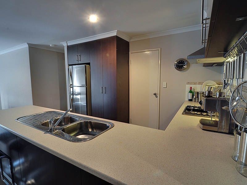 B/18 Rotherfield Road, Westminster WA 6061