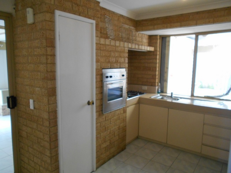 2 Snowdrop Retreat, Mirrabooka WA 6061