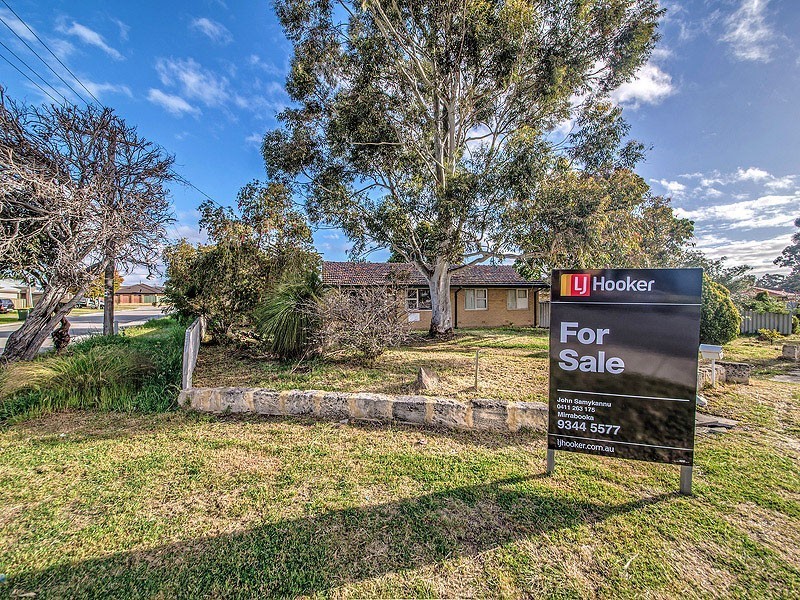 14 Heathcroft Road, Balga WA 6061