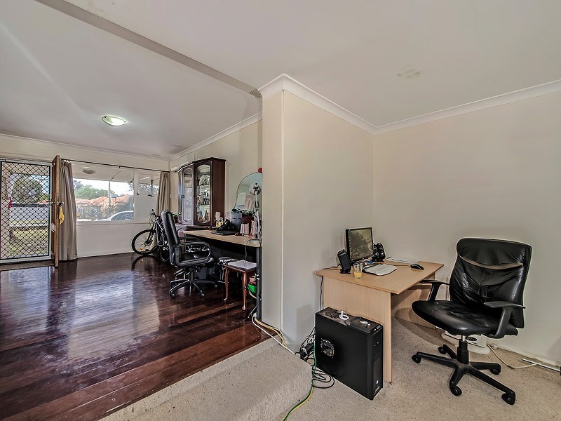 14 Heathcroft Road, Balga WA 6061