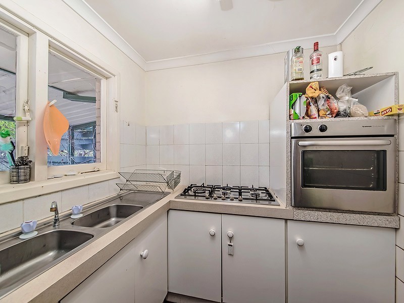 14 Heathcroft Road, Balga WA 6061