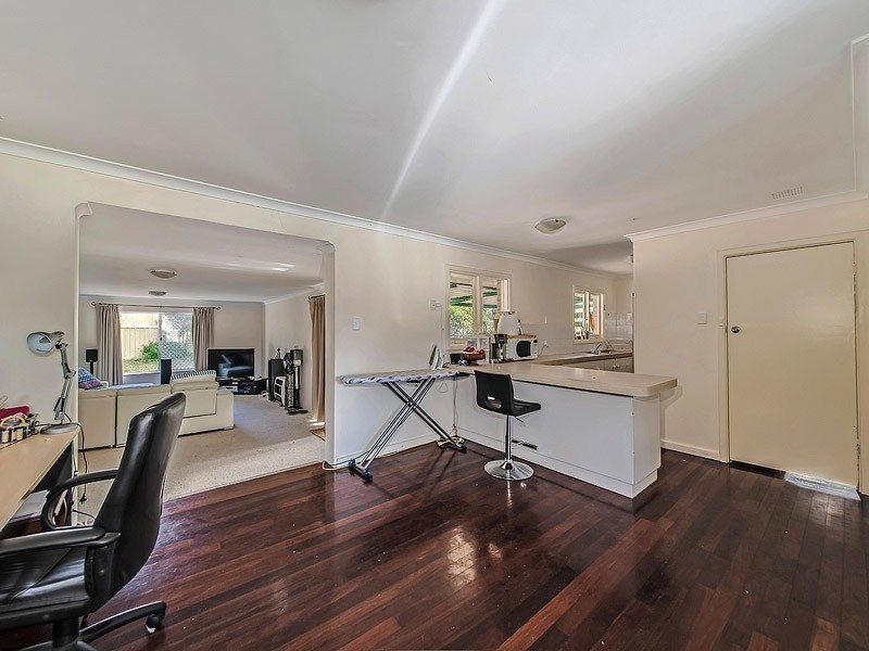 14 Heathcroft Road, Balga WA 6061