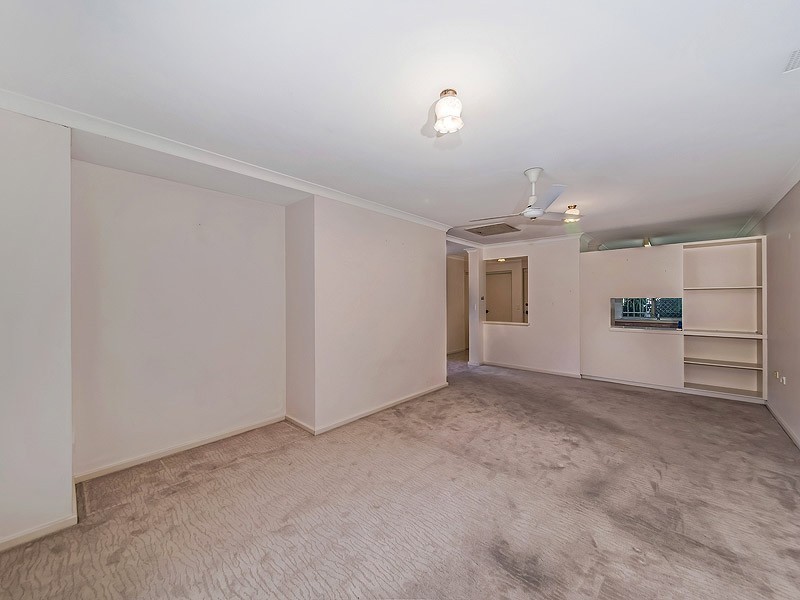 13/1 Camberwell Road, Balga WA 6061