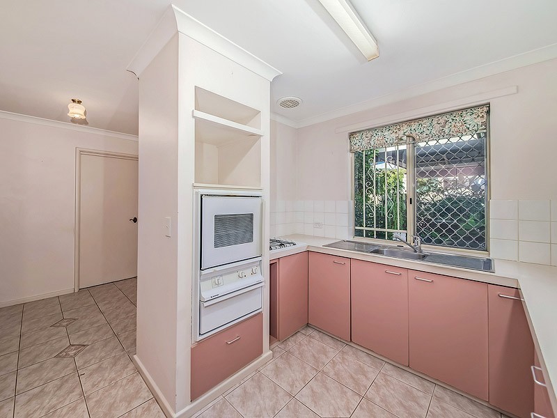 13/1 Camberwell Road, Balga WA 6061