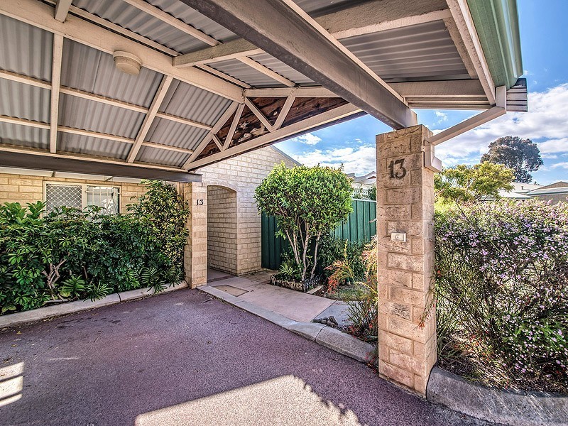 13/1 Camberwell Road, Balga WA 6061