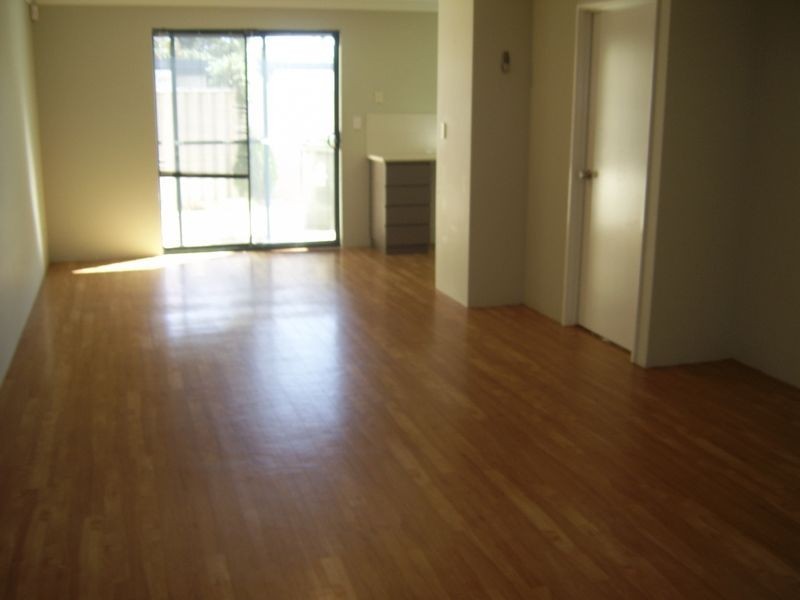 B/132 Ravenswood Drive, Nollamara WA 6061