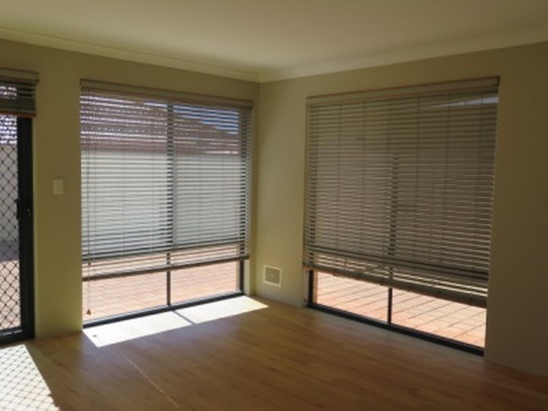 26 Trent Bridge Avenue, Madeley WA 6065