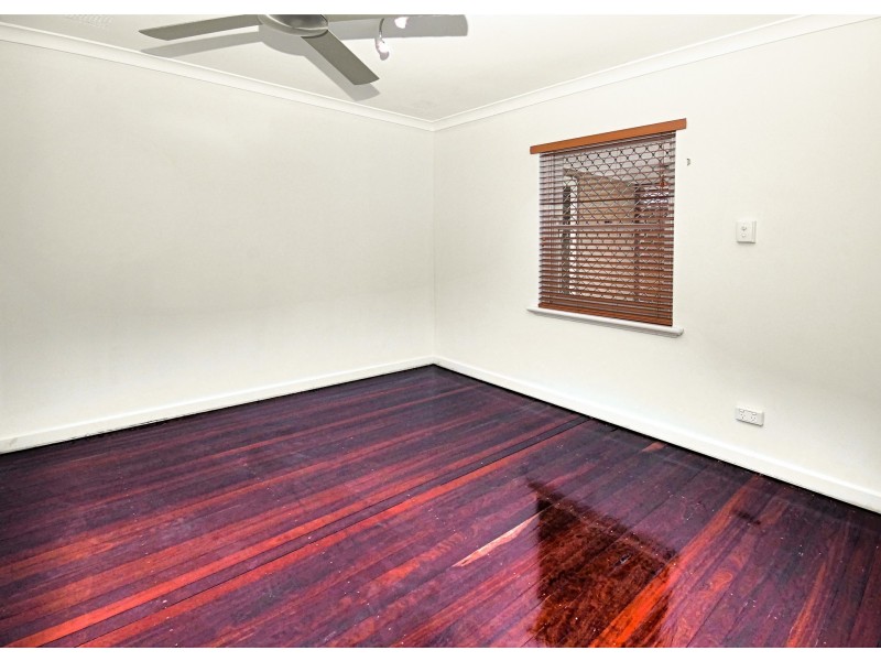 32 Favell Way, Balga WA 6061