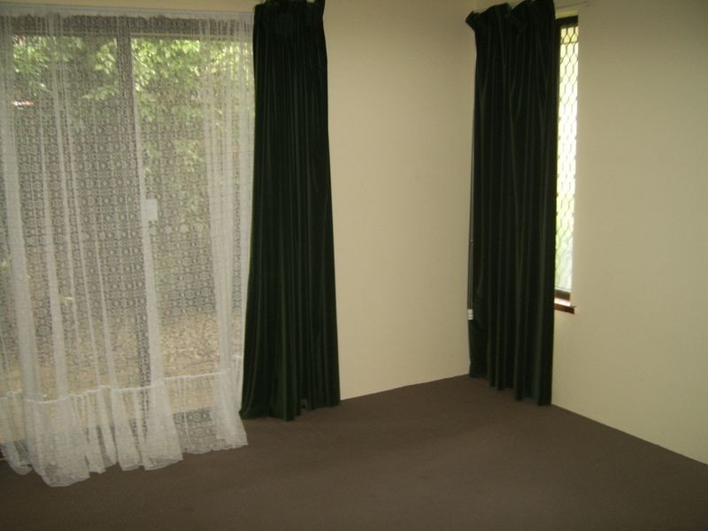 20 Avila Way, Alexander Heights WA 6064