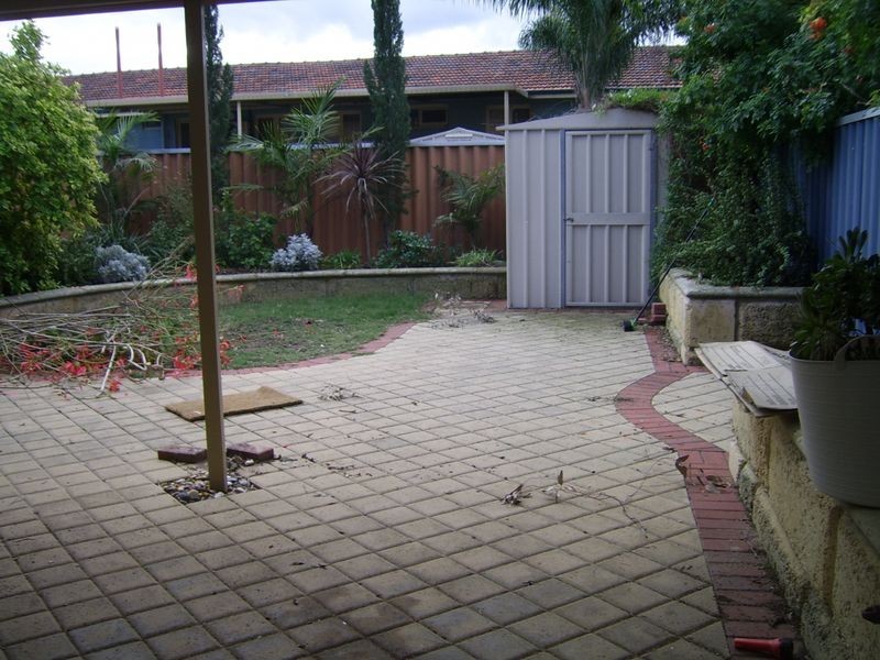 27 Wallington Crescent, Balga WA 6061