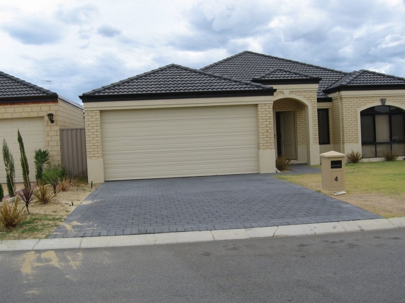 4 Lavally way, Darch WA 6065