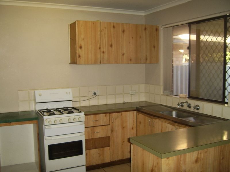 14 Hawkshead Way, Balga WA 6061