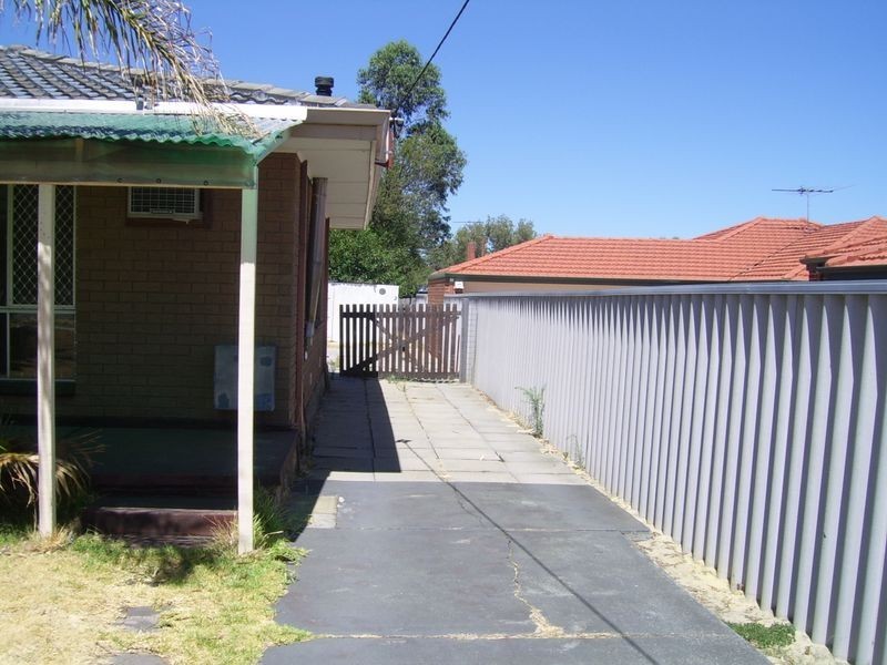 21 Garnett Place, Balga WA 6061