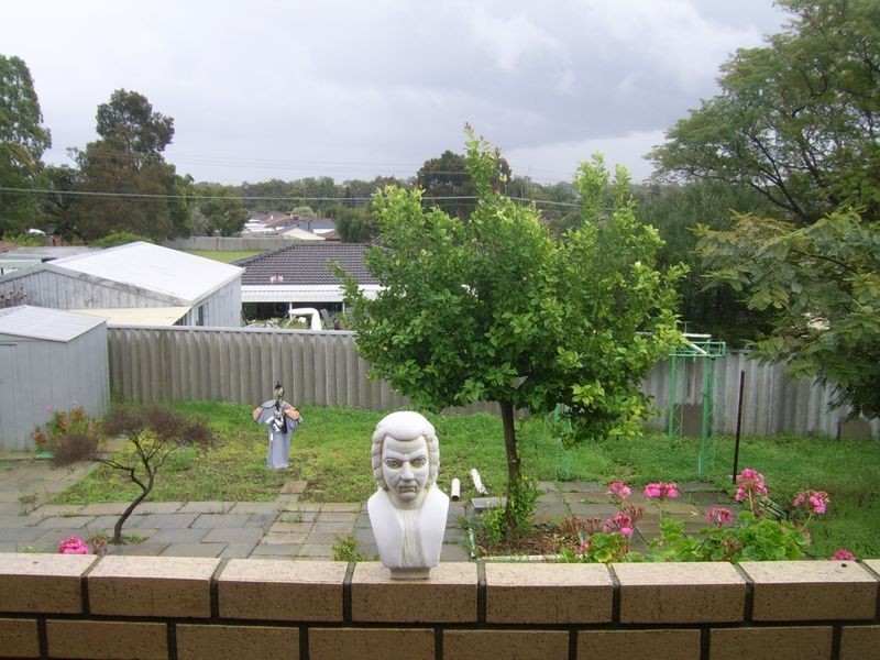 22 Liquidamber heights, Mirrabooka WA 6061