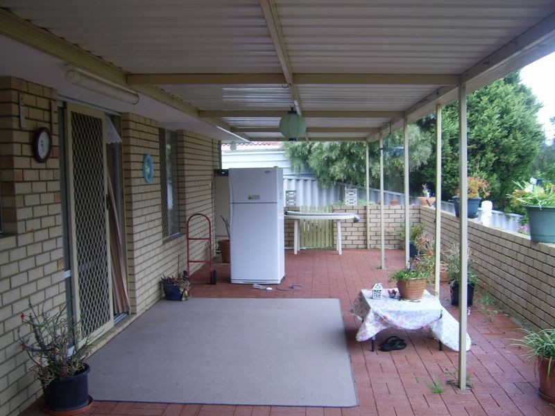 22 Liquidamber heights, Mirrabooka WA 6061