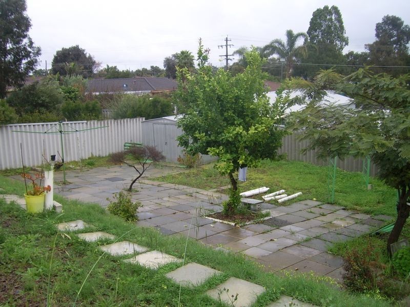 22 Liquidamber heights, Mirrabooka WA 6061