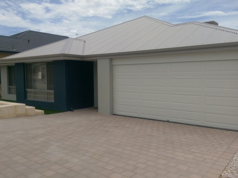 5 Limetta Grove, Landsdale WA 6065