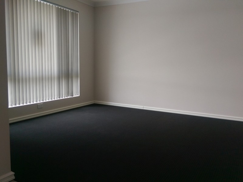 5 Limetta Grove, Landsdale WA 6065