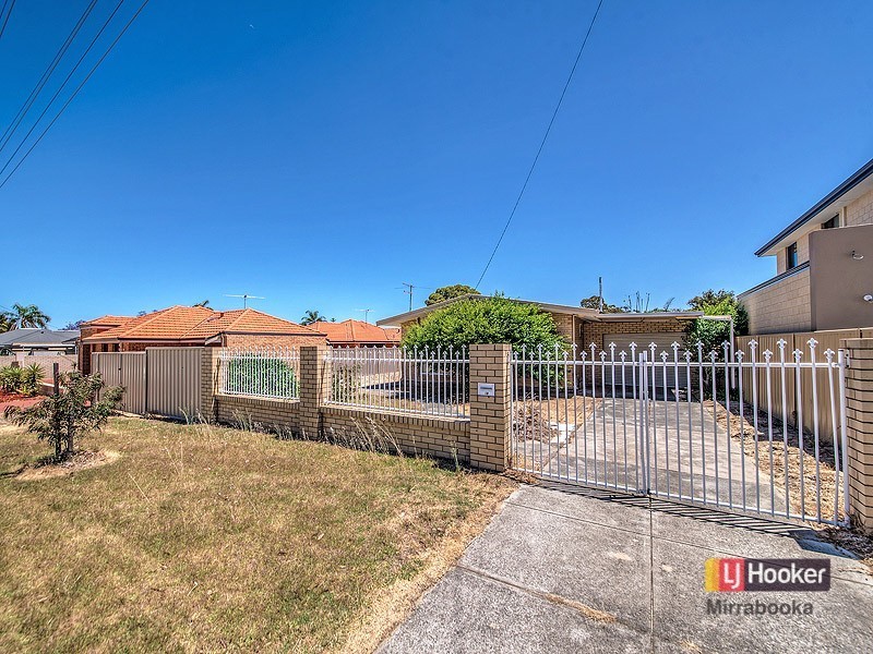 19 Heathcroft Road, Balga WA 6061
