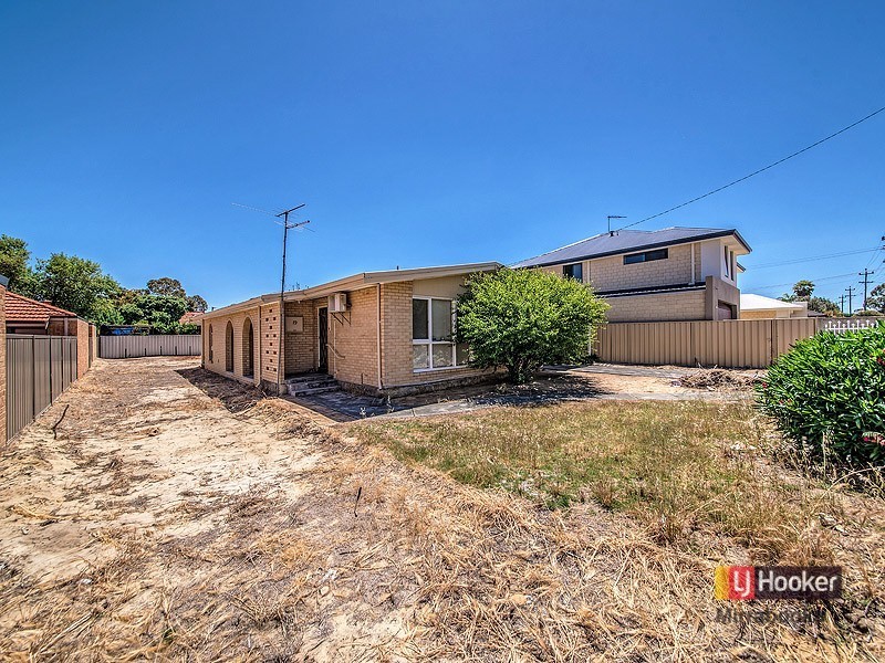 19 Heathcroft Road, Balga WA 6061