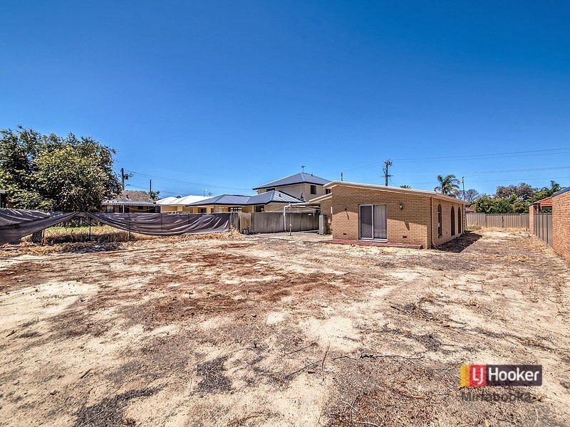 19 Heathcroft Road, Balga WA 6061
