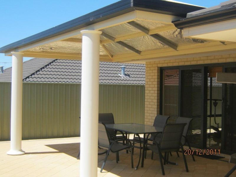 5 Bonfield drive, Landsdale WA 6065